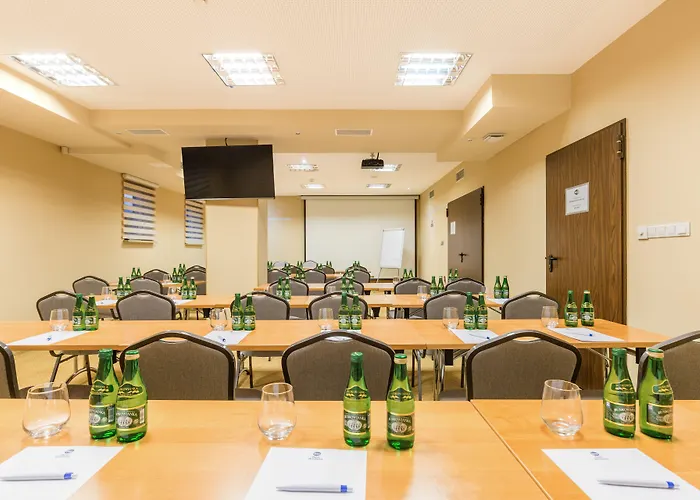 Hotel Poleczki Warsaw Airport